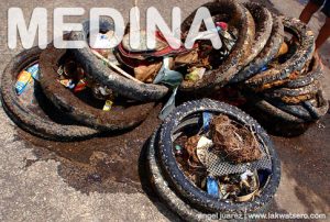 Medina Dive Against Debris