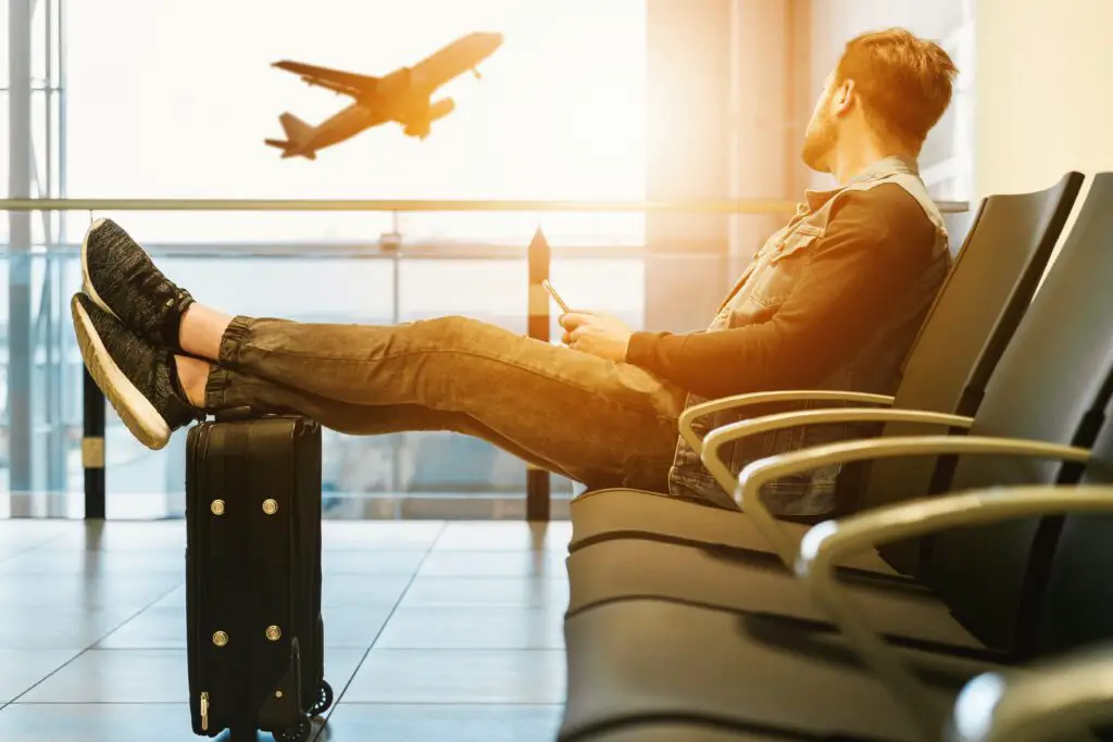 vacation saving tips